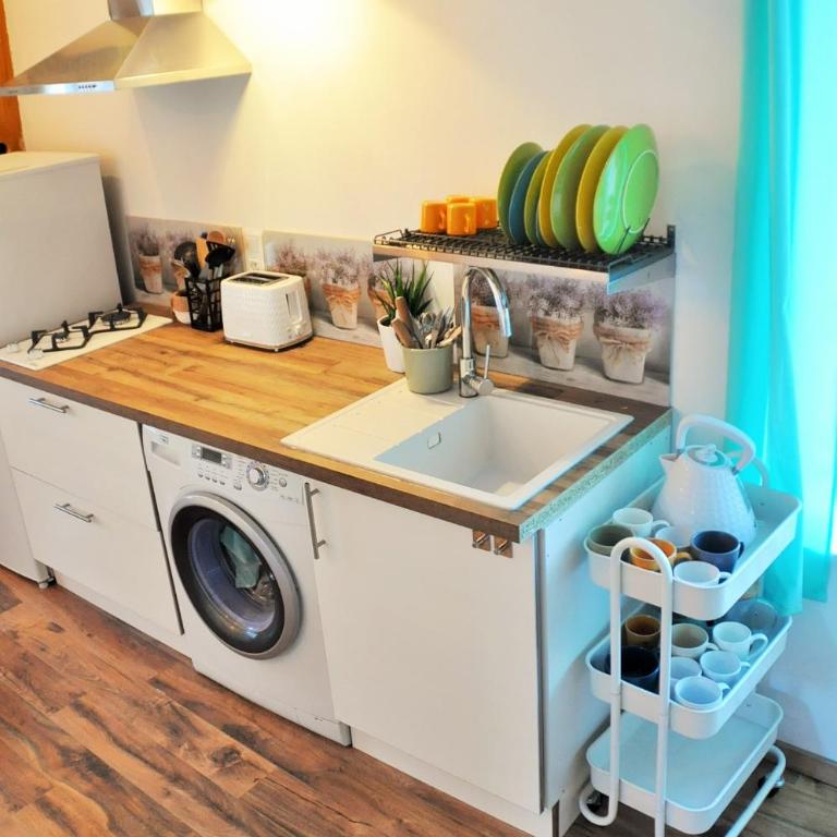 Mini Maison au Calme avec Coin Exterieur - Maison 2 Chambres - 6