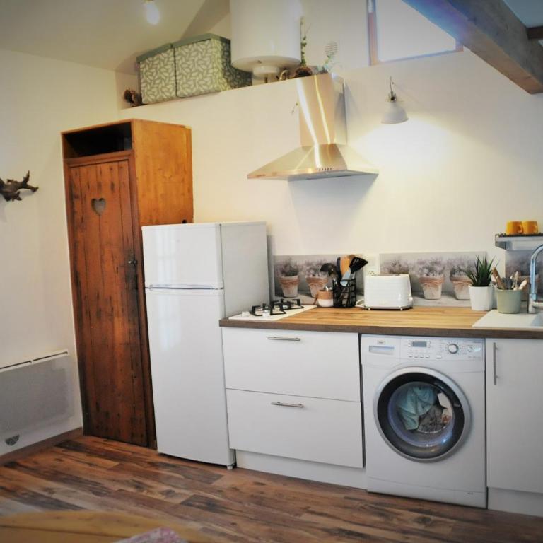 Mini Maison au Calme avec Coin Exterieur - Maison 2 Chambres - 4