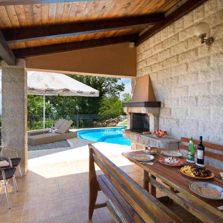 Villa Robinson - Two-Bedroom Villa - 8