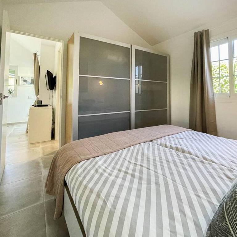 cozy & modern bungalow w/private garden bbq+wifi - Apartamento de 2 dormitorios - 35