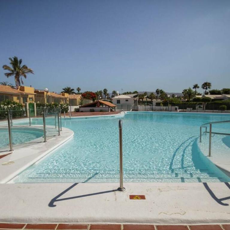 cozy & modern bungalow w/private garden bbq+wifi - Apartamento de 2 dormitorios - 53