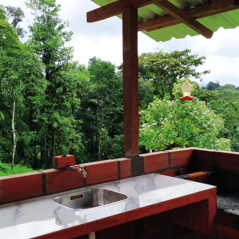 Cabañas Manakins - Three-Bedroom House - 42