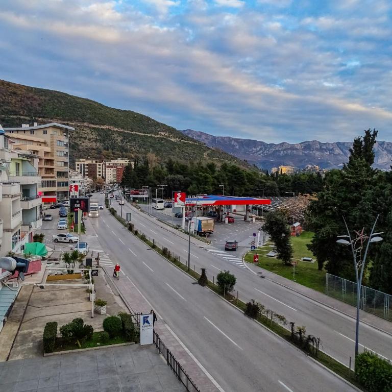 VUK's 5 min from the BEACH Two-Bedroom Apart - Apartman sa 2 Spavaće Sobe - 29