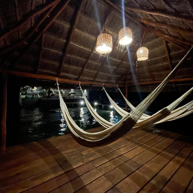 Casa La Joya Bacalar - Habitación Cuádruple con vistas al lago - 17