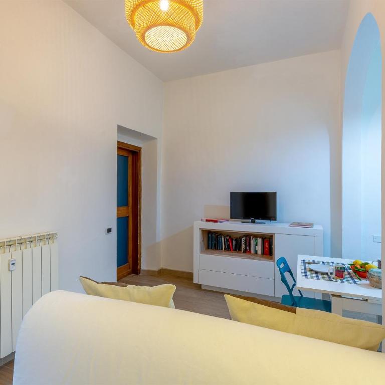 Laura's Patio Apartment - Appartamento con 1 Camera da Letto - 20