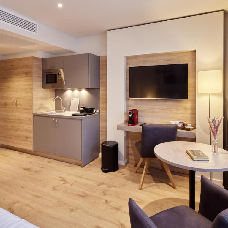 Boardinghouse Das RUNDUM - Doppelzimmer mit Bergblick - 7