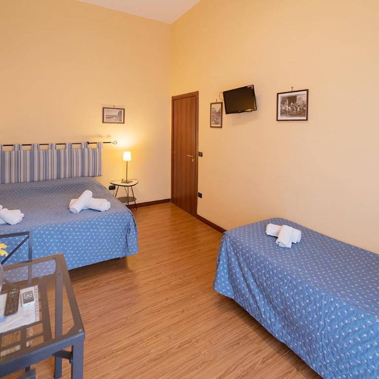 Medina H. Napoli Centro, by ClaPa Group - Camera King Deluxe - 2