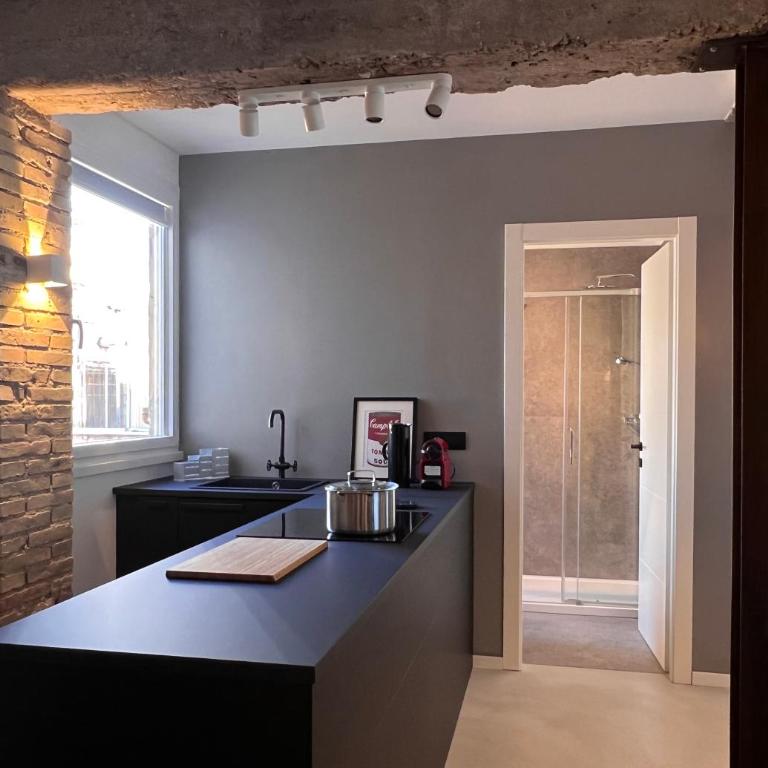 RomeAsYouLike - Magenta Loft - Loft - 5