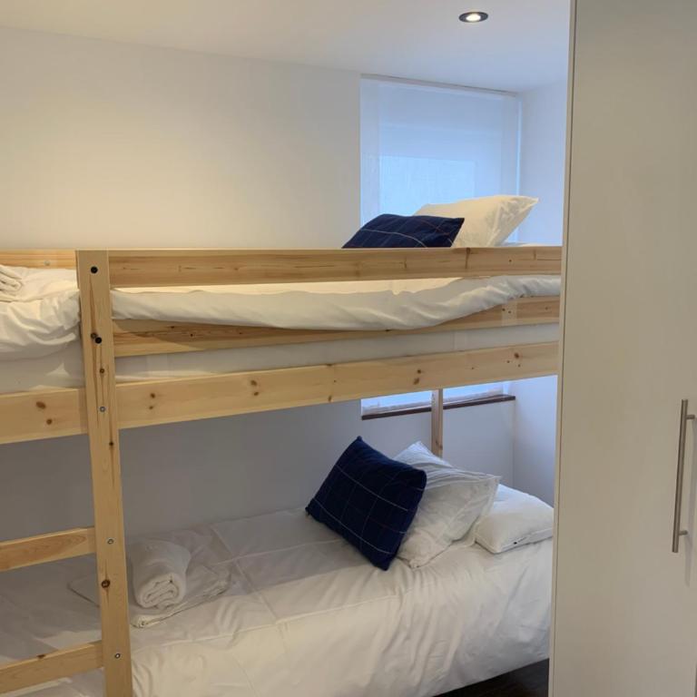 Fantastic brand new apartment in best location just few steps from the ski slope! private parking - Apartamento de 3 dormitorios - 32