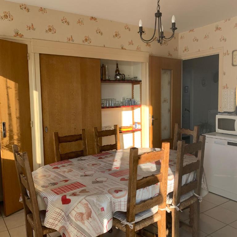 Chez Stan - Three-Bedroom Villa - 26