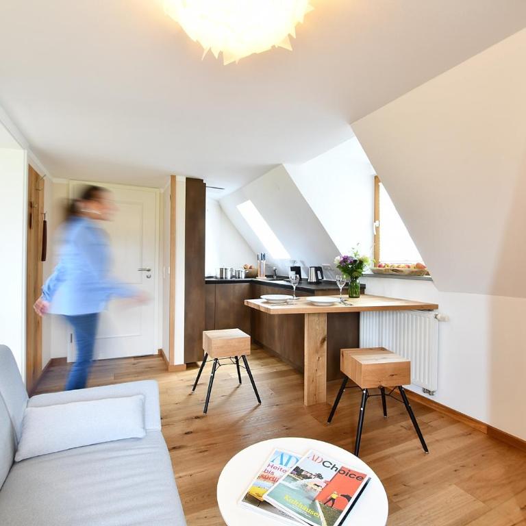 Hotel Montfort-Schlössle - Suite-Ferienwohnung Nr. 9 mit Seeblick - 2