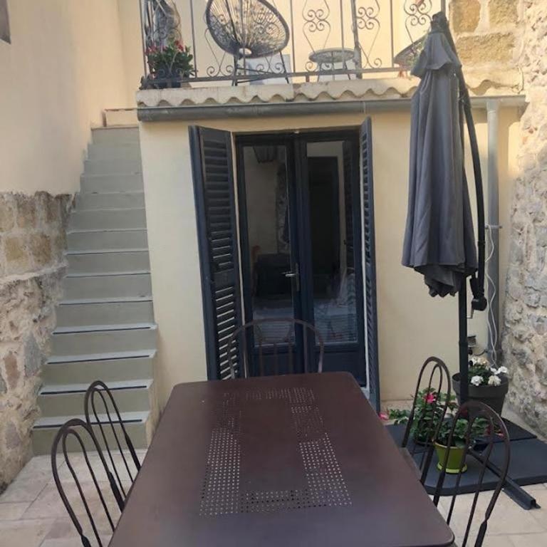 La maison de Marie, maison de ville 4 personnes, option chambre patio 2 pers supp - Maison 3 Chambres - 16