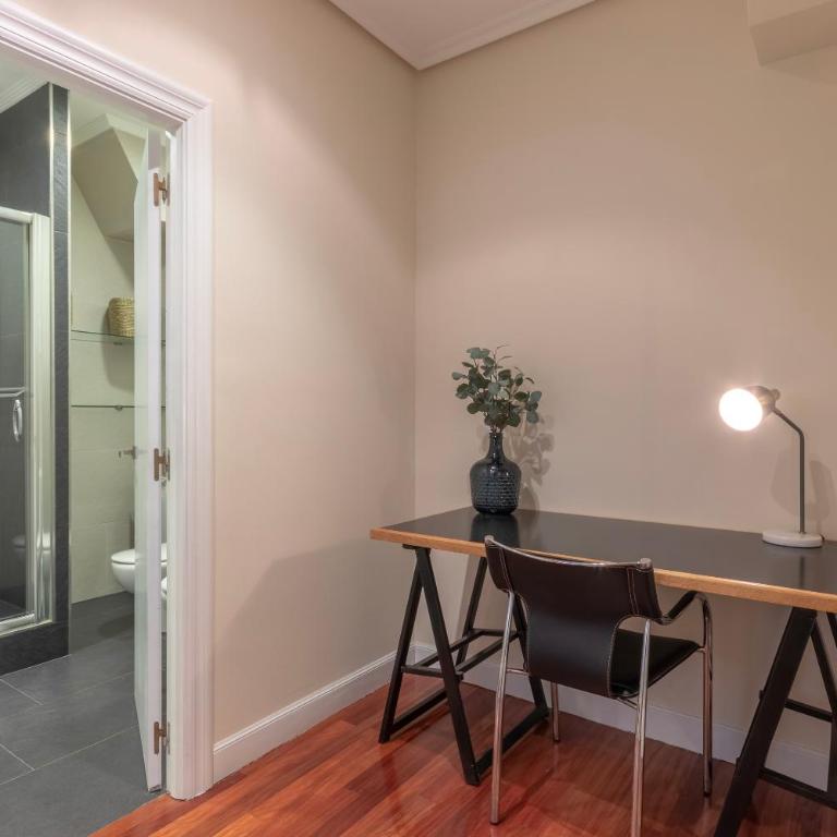 AkomodaT en apartamento en el centro de Bilbao con parking - Apartment - 21