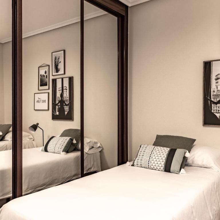 AkomodaT en apartamento en el centro de Bilbao con parking - Apartment - 15