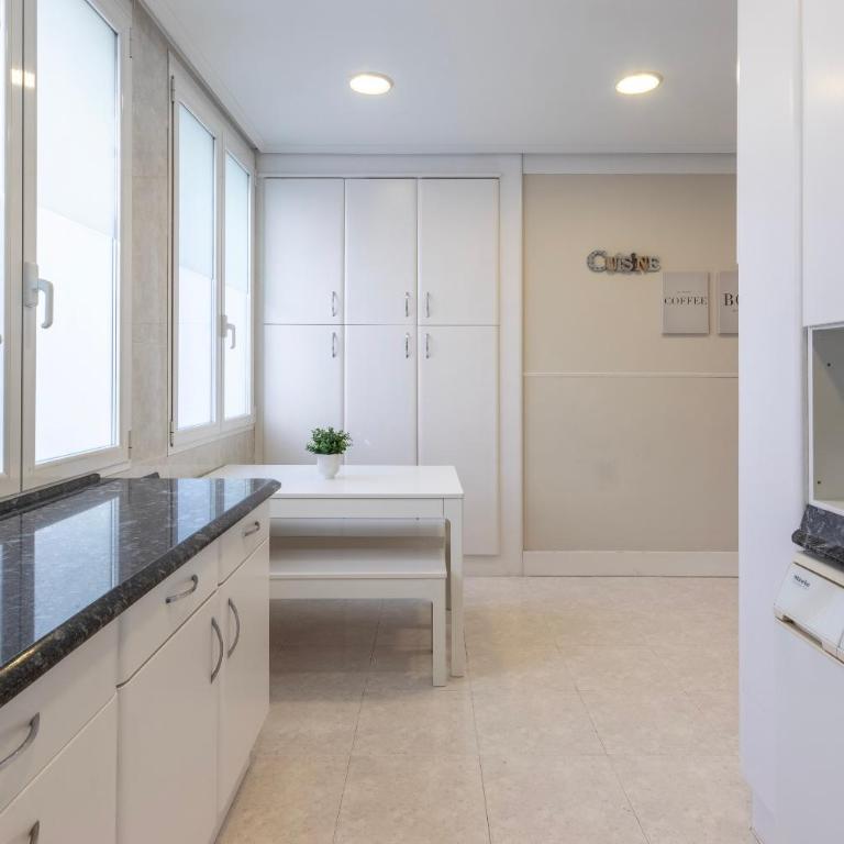 AkomodaT en apartamento en el centro de Bilbao con parking - Apartment - 11