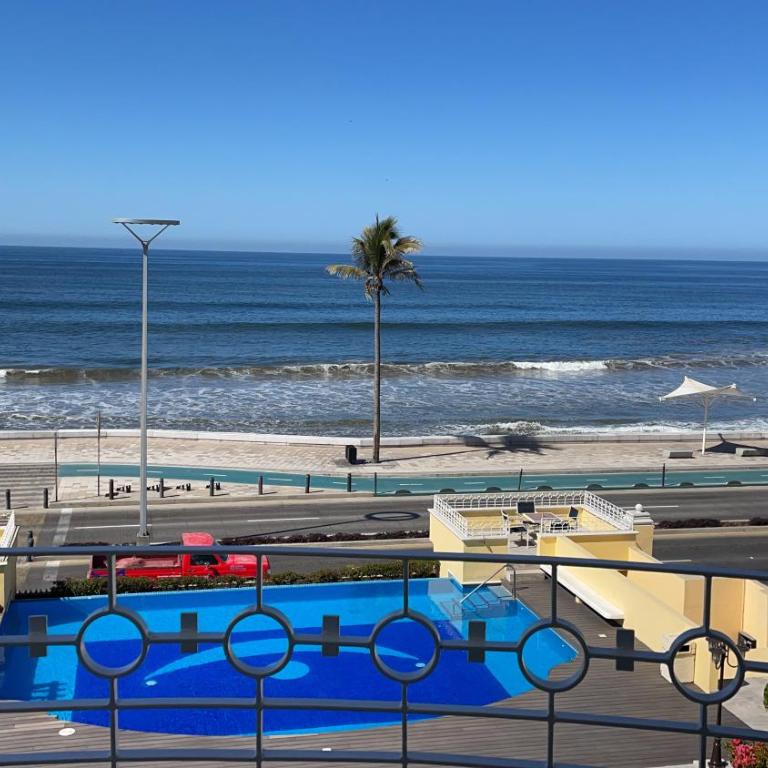 Departamento en Torre Miramar, Malecón de Mazatlán - Two-Bedroom Apartment - 2