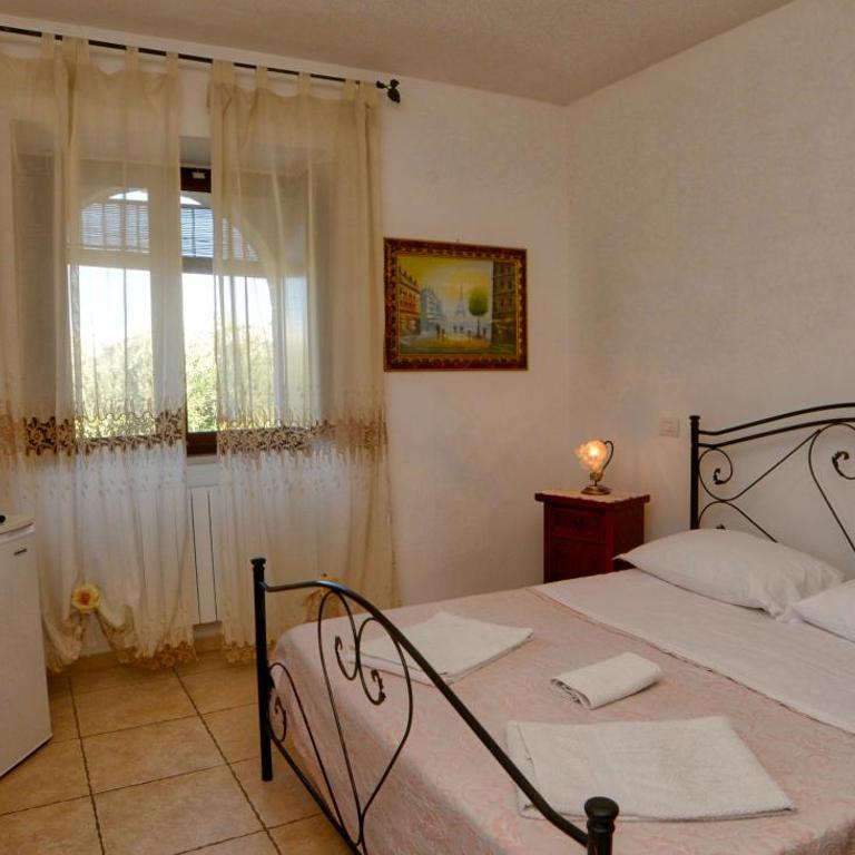 La Piana degli Ulivi - Camera Matrimoniale/Doppia con Letti Singoli - 2
