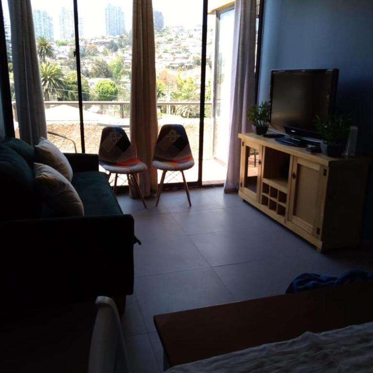 Depto. a 900 metros de la playa de Reñaca - Three-Bedroom Apartment - 2