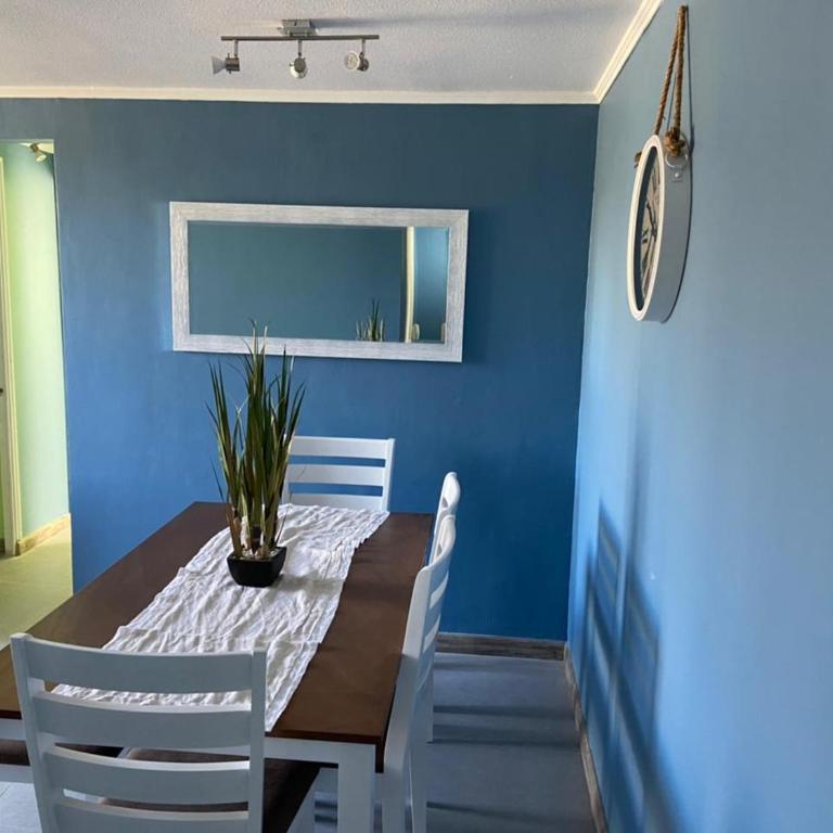 Depto. a 900 metros de la playa de Reñaca - Three-Bedroom Apartment - 10