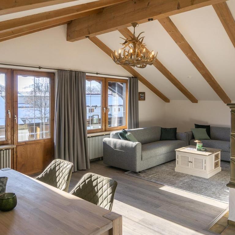 Sonnig, Balkon, Berge & im Herzen von Sonthofen JS1 - Apartment mit 1 Schlafzimmer - 1
