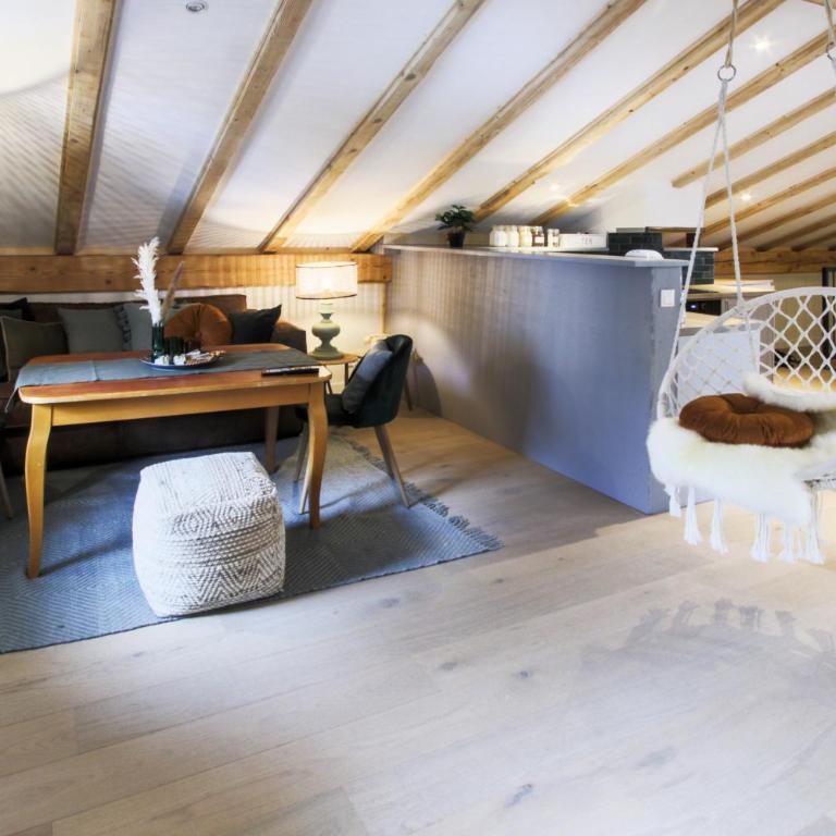 Chalet Antoine serviced Apartments by Mirabeau - Loft-Studio im Dachgeschoss - 14