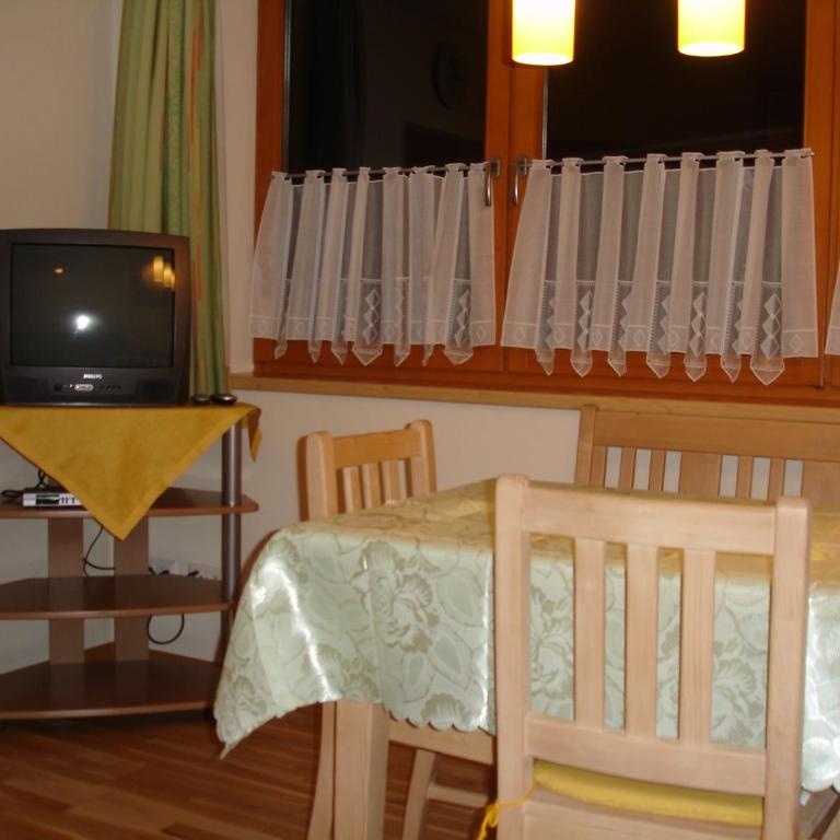 Haus Gföller - Apartment mit Terrasse - 9