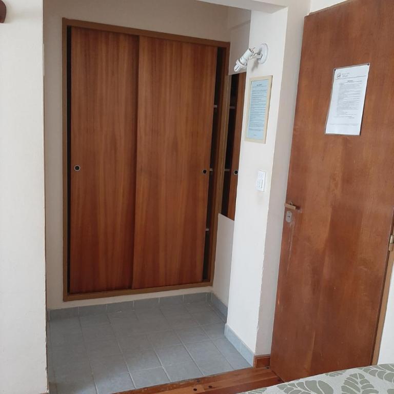 LOWCOST MADRYN - Habitación Doble Estándar - 6