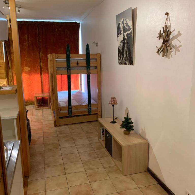 155 Piste dans mon canapé - Appartement 1 Chambre - 1