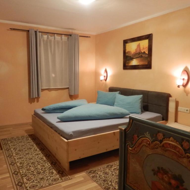 Schloßburg Reiserhof - Two-Bedroom Apartment with Balcony - 12