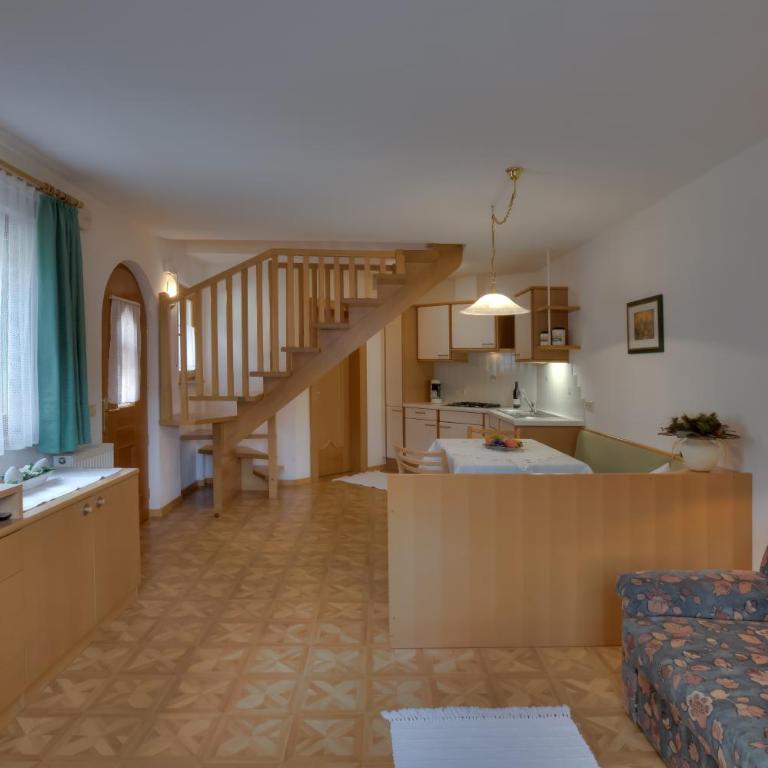 Villa Martha ex Garnì Oskar - Apartment - auf 2 Etagen - 4