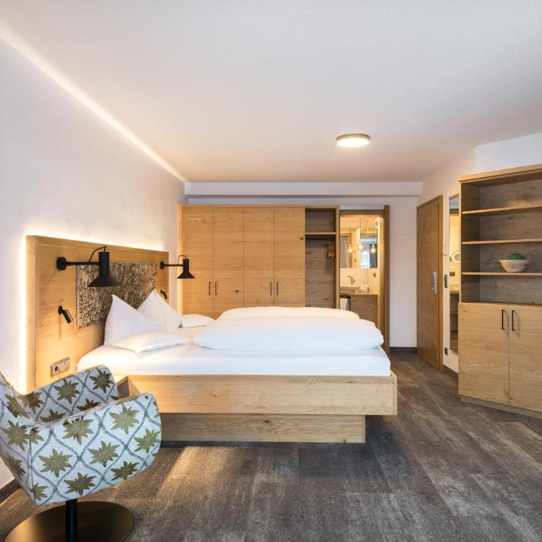 Wohlfühlhotel Berwanger Hof - Doppelzimmer Grünten (Haupthaus) - 1