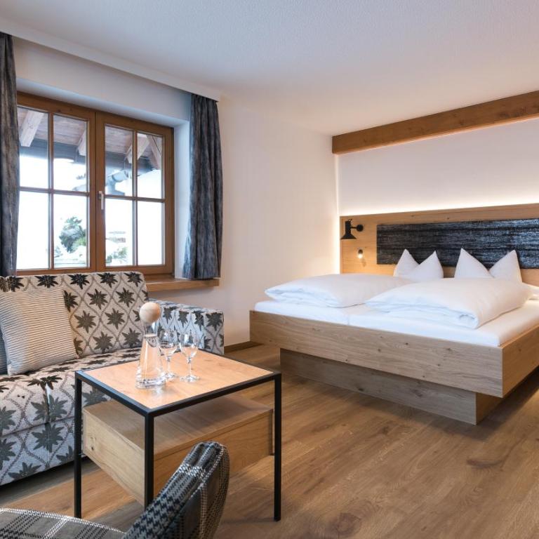 Wohlfühlhotel Berwanger Hof - Doppelzimmer Rubihorn (Haupthaus) - 1