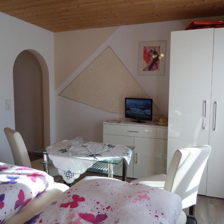 Lehnhäusl Aschauer - Doppelzimmer mit Balkon - 2