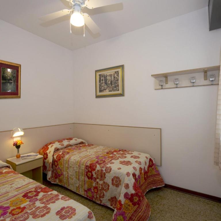 Residence G. Verdi - Appartamento con 2 Camere da Letto - 17