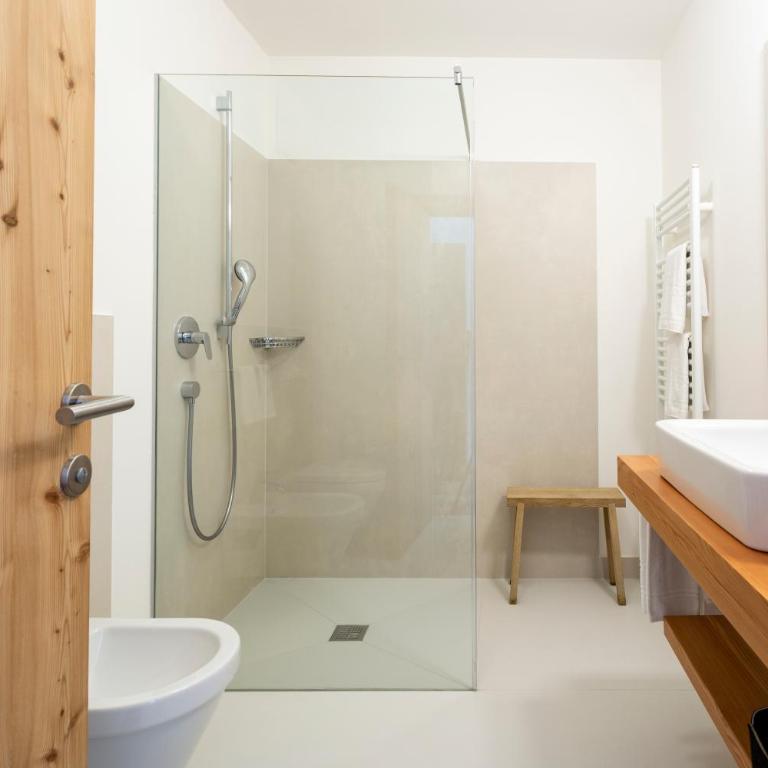 Hotel Tyrol - Camera Budget Matrimoniale/Doppia con Letti Singoli - 1