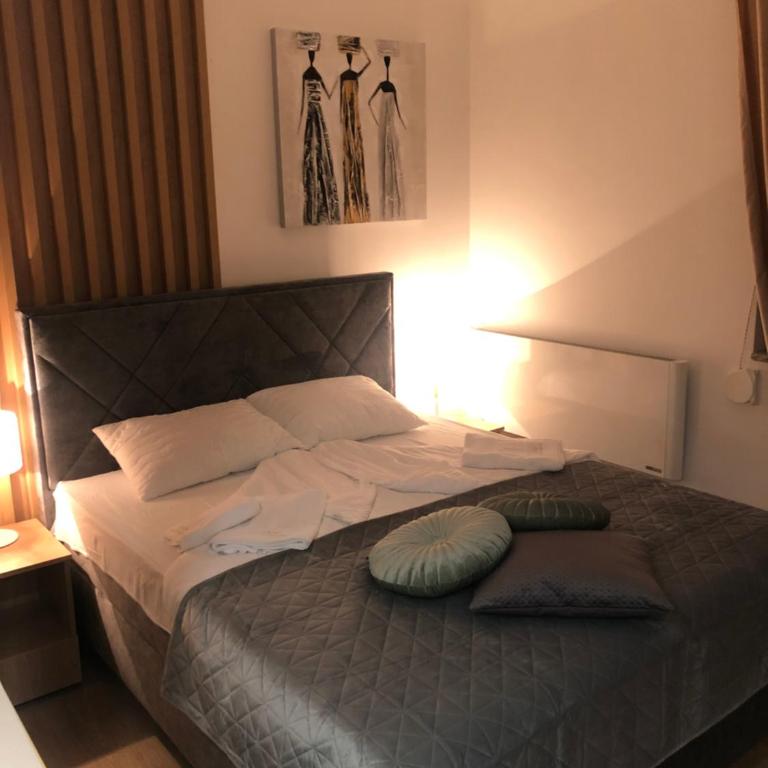 TeonaLux Kraljevi Cardaci 5a/22 - Studio - 3