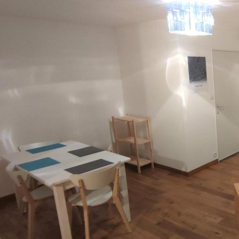 LE BACO-BACO, FACE AU CHÂTEAU, AVEC PARKING - Appartement 1 Chambre - 8