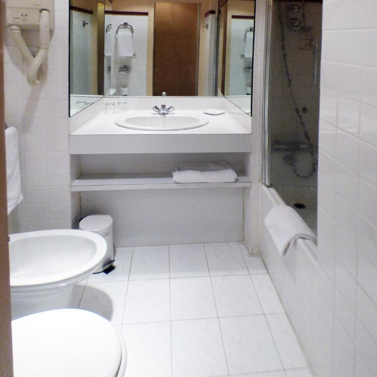 Terminus du Forez Saint-Etienne Centre Gare Chateaucreux - Chambre Double Supérieure - 6