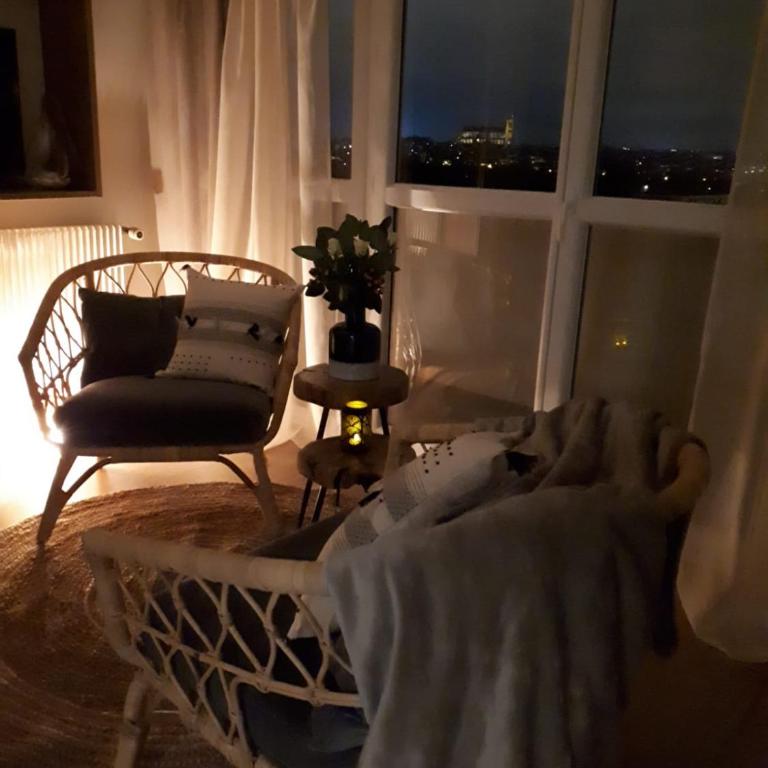 Bel aparté, cosy, vue panoramique cathédrale - Studio avec Balcon - 17