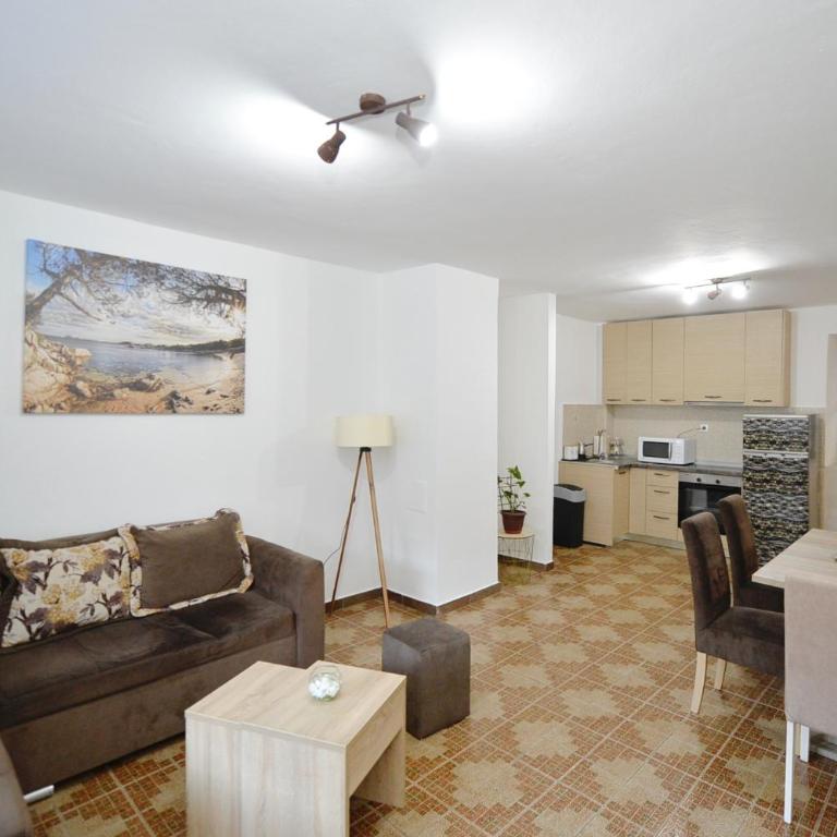 Stone house Dobrota,FREE PRIVATE PARKING - Three-Bedroom House - 19