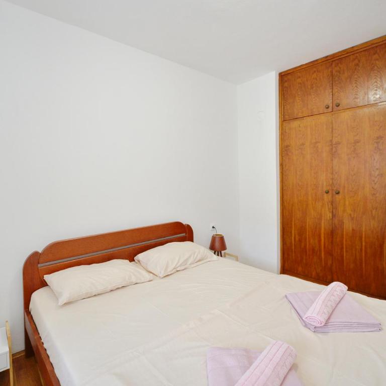 Stone house Dobrota,FREE PRIVATE PARKING - Three-Bedroom House - 38