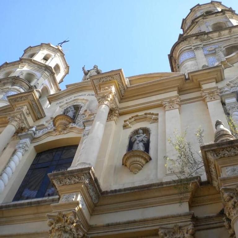 Beautiful 3 bedroom apartment in the Heart San Telmo - Three-Bedroom Apartment - 17