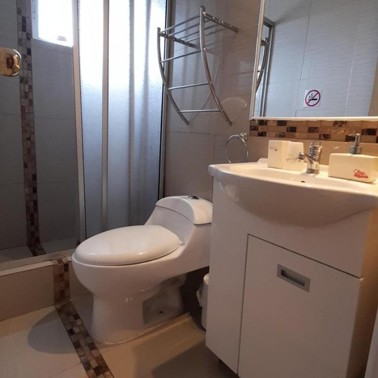 Hostal del Aguila - Habitación Triple con baño privado - 2