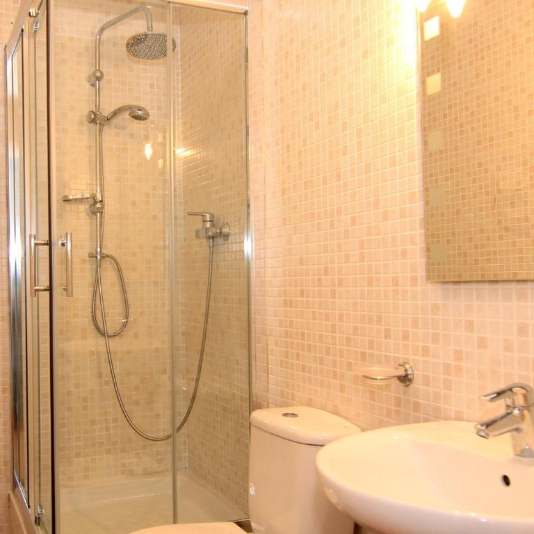 MUNTANYA - Apartments & one with Terrace next to Sagrada Familia - Apartment - 9