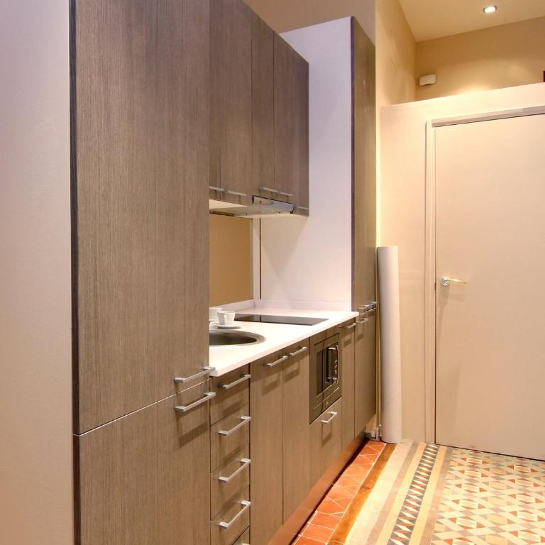 GIRONA - Modernist apartments next to Paseo de Gracia - Apartamento - 5