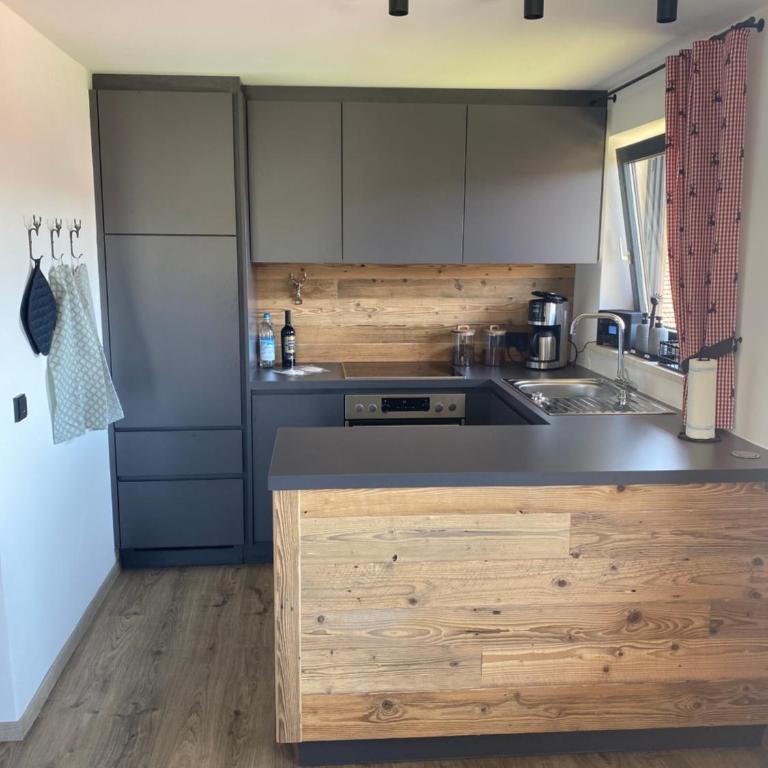 Ferienwohnung Hochgratglück - Apartment mit 1 Schlafzimmer, Balkon und Bergblick - 3