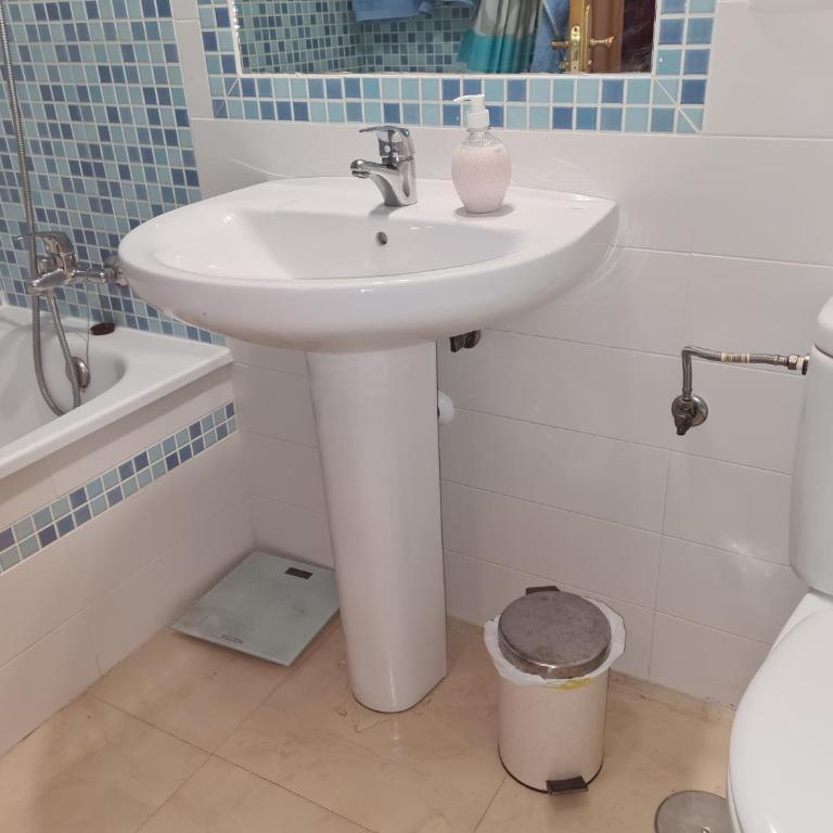 APARTAMENTO BONITO EN PINAL DEL MAR NERJA - Apartamento de 2 dormitorios - 7