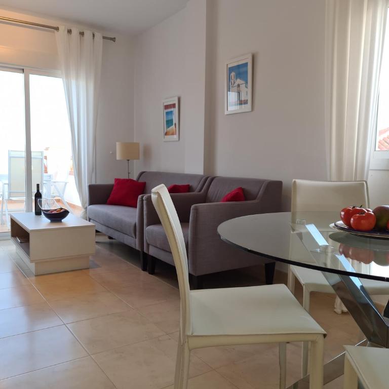 APARTAMENTO BONITO EN PINAL DEL MAR NERJA - Apartamento de 2 dormitorios - 8