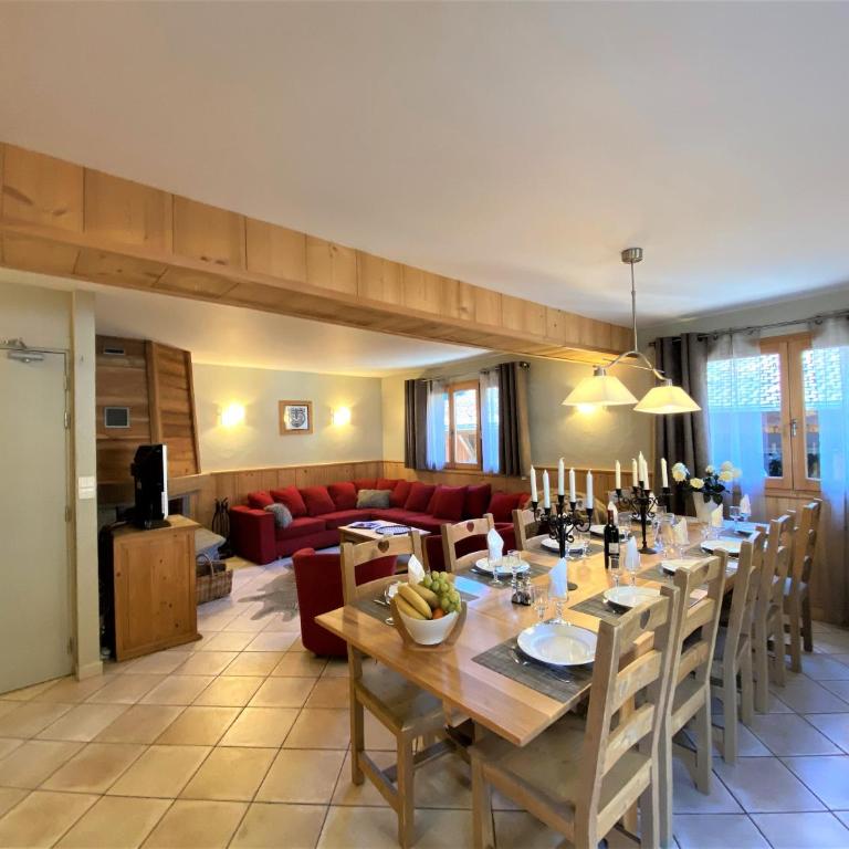 Chalet in Morzine sleeping 12 with sauna - Chalet - 10