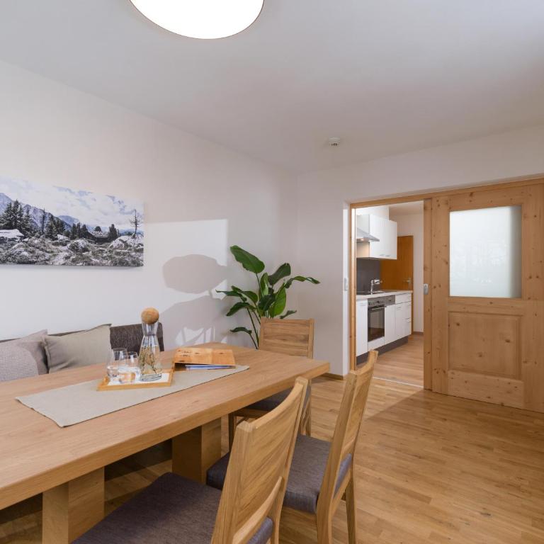 Appartementhaus Fuchs - Apartment mit 2 Schlafzimmern und Bergblick - 2